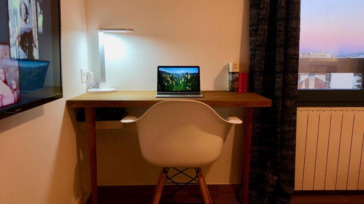 Home Chic Home - Studio Paris La Défense - Les Toits de Courbevoie - NETFLIX Extérieur photo